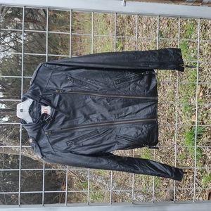 NWOT GAP black genuine leather moto styled jacket size M